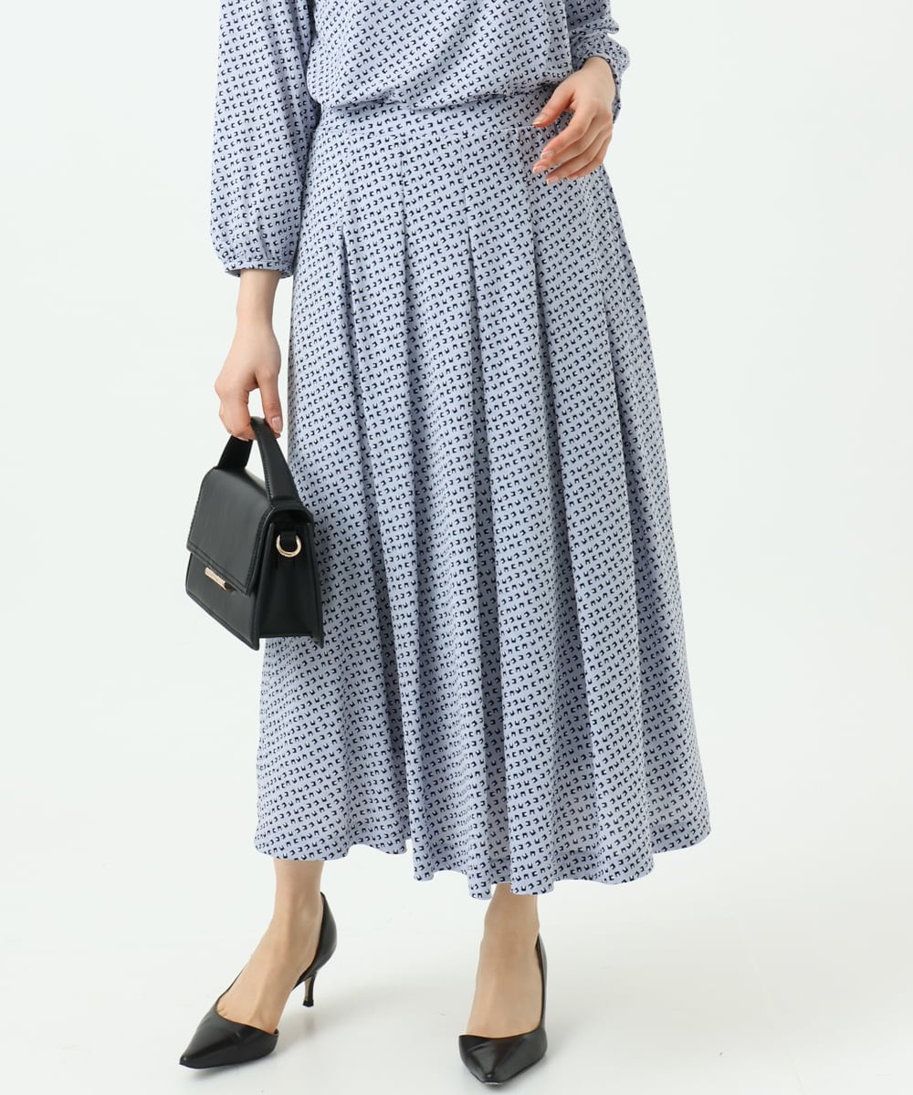 F1HGD04150 MK MICHEL KLEIN(小さいサイズ)(メゾン ドゥ サンク) 【小さいサイズ】幾何柄ジャージータックスカート/洗濯機で洗える ライトブルー