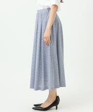 F1HGD04150 MK MICHEL KLEIN(小さいサイズ)(メゾン ドゥ サンク) 【小さいサイズ】幾何柄ジャージータックスカート/洗濯機で洗える ライトブルー