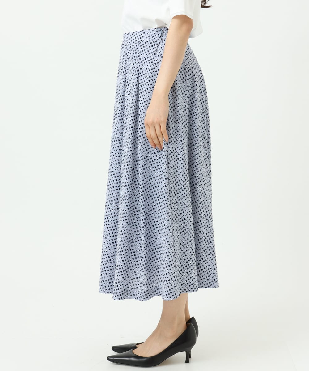 F1HGD04150 MK MICHEL KLEIN(小さいサイズ)(メゾン ドゥ サンク) 【小さいサイズ】幾何柄ジャージータックスカート/洗濯機で洗える ライトブルー