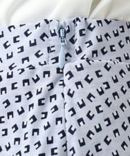 F1HGD04150 MK MICHEL KLEIN(小さいサイズ)(メゾン ドゥ サンク) 【小さいサイズ】幾何柄ジャージータックスカート/洗濯機で洗える ライトブルー