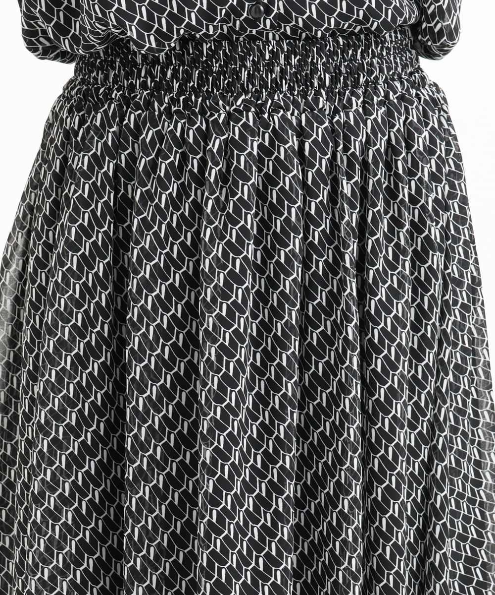 F1HGD06140 MK MICHEL KLEIN(小さいサイズ)(メゾン ドゥ サンク) 【小さいサイズ】幾何柄シフォンスカート/丈の長さが選べる/洗濯機で洗える/セットアップ対応 ブラック