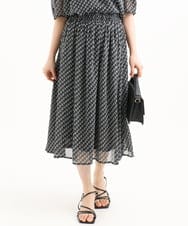 F1HGD06140 MK MICHEL KLEIN(小さいサイズ)(メゾン ドゥ サンク) 【小さいサイズ】幾何柄シフォンスカート/丈の長さが選べる/洗濯機で洗える/セットアップ対応 ブラック