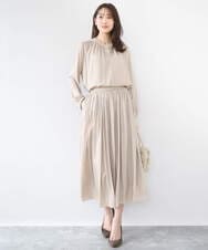 F1HGD35150 MK MICHEL KLEIN(小さいサイズ)(メゾン ドゥ サンク) 【小さいサイズ】サテンプリーツスカート/UVカット/洗える ダークグレー