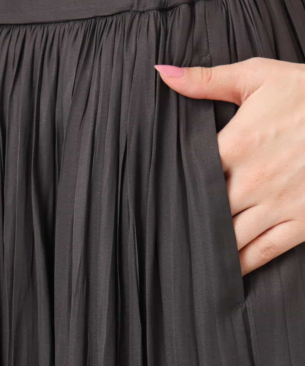 F1HGD35150 MK MICHEL KLEIN(小さいサイズ)(メゾン ドゥ サンク) 【小さいサイズ】サテンプリーツスカート/UVカット/洗える ダークグレー