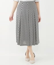 F1HGV07140 MK MICHEL KLEIN(小さいサイズ)(メゾン ドゥ サンク) 【小さいサイズ】幾何柄タックスカート/洗える ネイビー