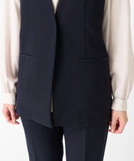 F1JFA10190 MK MICHEL KLEIN(小さいサイズ)(メゾン ドゥ サンク) 【小さいサイズ】Vネックノーカラージレ/制菌加工/洗える ネイビー