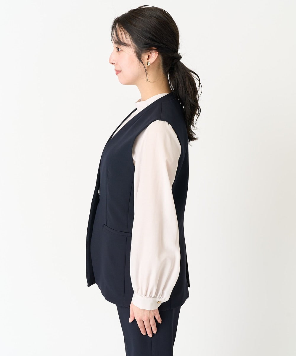 F1JFA10190 MK MICHEL KLEIN(小さいサイズ)(メゾン ドゥ サンク) 【小さいサイズ】Vネックノーカラージレ/制菌加工/洗える ネイビー