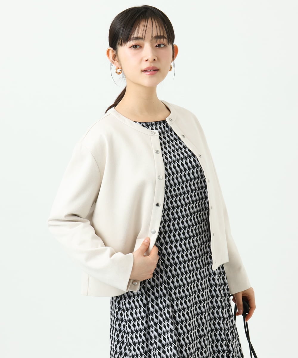 F1JFD21180 MK MICHEL KLEIN(小さいサイズ)(メゾン ドゥ サンク) 【小さいサイズ】フェイクスウェード ドット釦ジャケット/洗える アイボリー