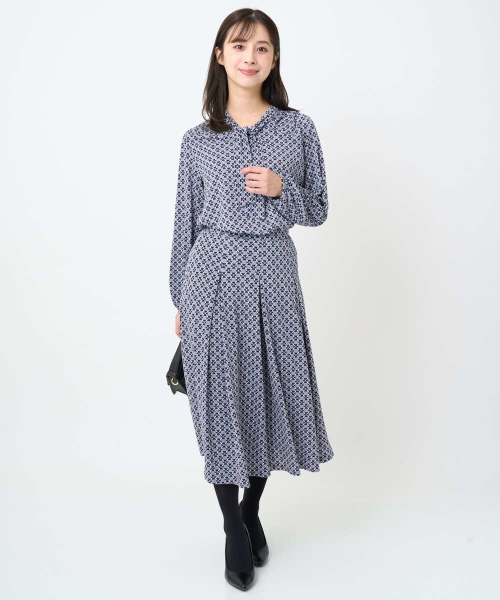 F1KAD40140 MK MICHEL KLEIN(小さいサイズ)(メゾン ドゥ サンク) 【小さいサイズ】スクエア幾何柄ボウタイカットソー/洗濯機で洗える ダークブラウン