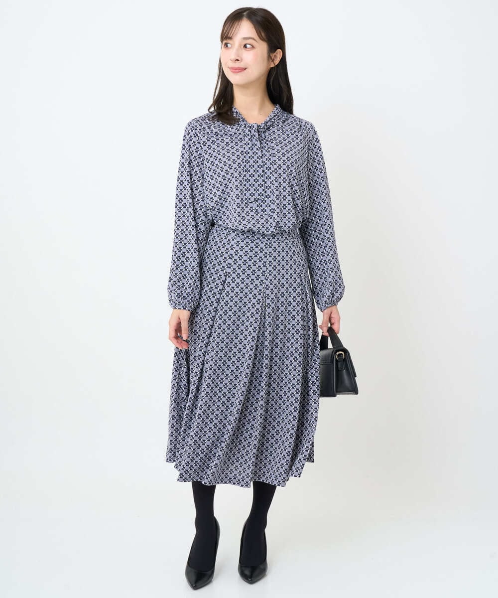 F1KAD40140 MK MICHEL KLEIN(小さいサイズ)(メゾン ドゥ サンク) 【小さいサイズ】スクエア幾何柄ボウタイカットソー/洗濯機で洗える ダークブラウン