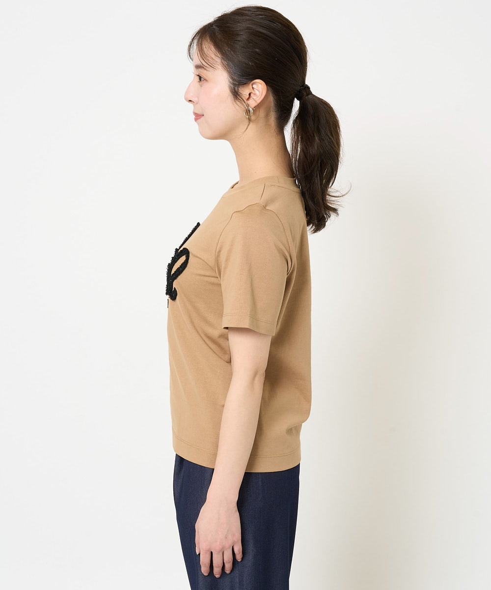 F1KGA30080 MK MICHEL KLEIN(小さいサイズ)(メゾン ドゥ サンク) 【小さいサイズ】フリンジ刺繍ロゴTシャツ/洗える キャメル