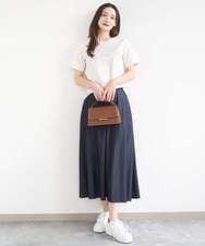 F1KGD30090 MK MICHEL KLEIN(小さいサイズ)(メゾン ドゥ サンク) 【小さいサイズ】ビーズ刺繍ロゴTシャツ/洗える ベージュ