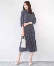 F1KGD31140 MK MICHEL KLEIN(小さいサイズ)(メゾン ドゥ サンク) 【小さいサイズ】幾何柄ジャージーカットソー/洗濯機で洗える ライトブルー