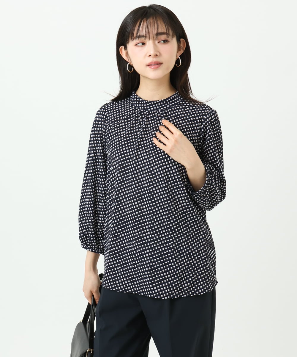 F1KGD31140 MK MICHEL KLEIN(小さいサイズ)(メゾン ドゥ サンク) 【小さいサイズ】幾何柄ジャージーカットソー/洗濯機で洗える ライトブルー