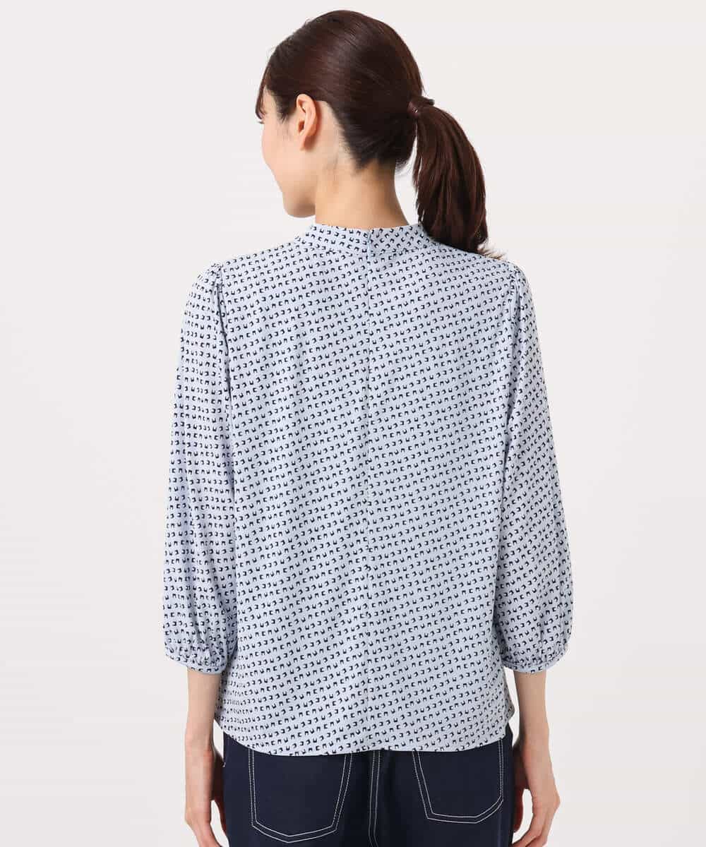 F1KGD31140 MK MICHEL KLEIN(小さいサイズ)(メゾン ドゥ サンク) 【小さいサイズ】幾何柄ジャージーカットソー/洗濯機で洗える ライトブルー