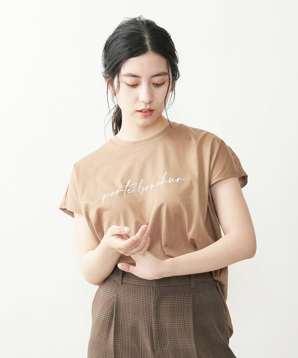 F1KGP08085 MK MICHEL KLEIN(小さいサイズ)(メゾン ドゥ サンク) 【小さいサイズ】フレンチスリーブロゴTシャツ/洗える キャメル