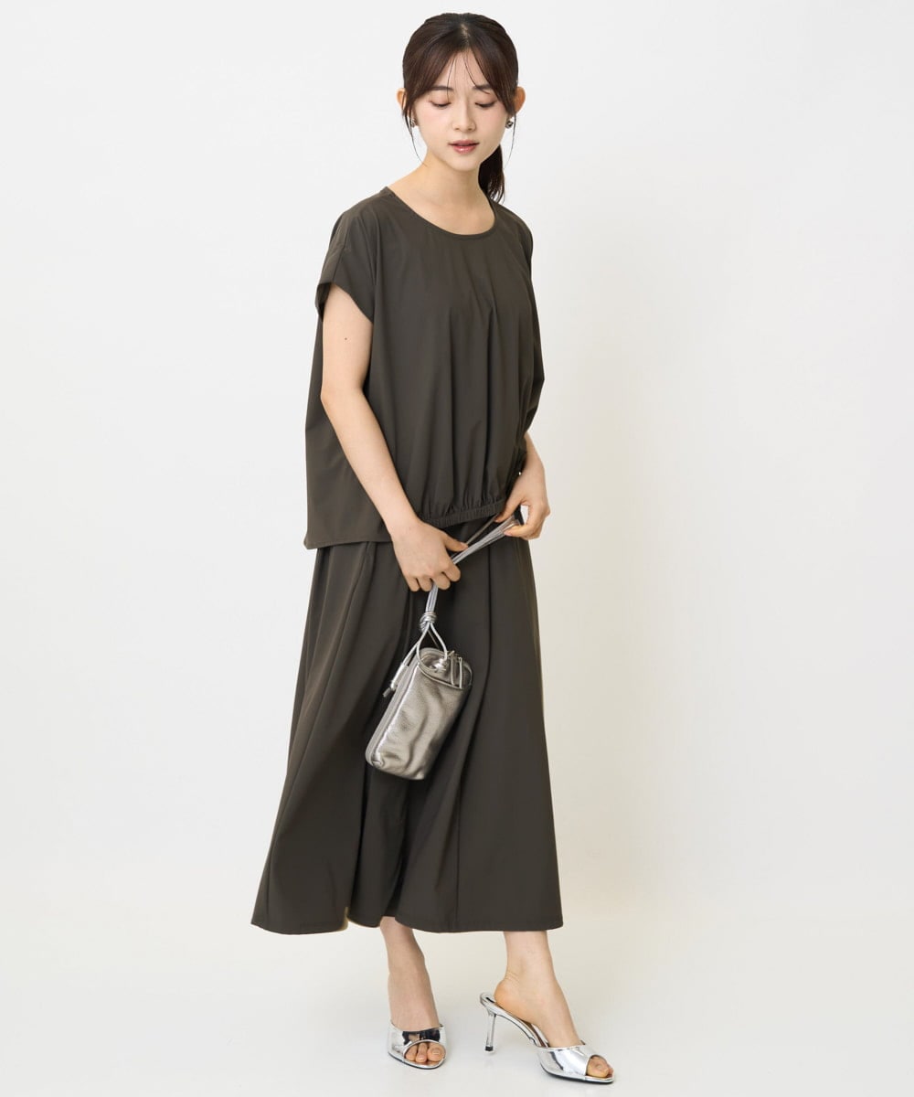 F1KJA73120 MK MICHEL KLEIN(小さいサイズ)(メゾン ドゥ サンク) 【小さいサイズ】フレンチスリーブジャージーカットソー/接触冷感/速乾/洗える/セットアップ対応 グレージュ