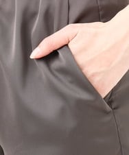 F1LGA45150 MK MICHEL KLEIN(小さいサイズ)(メゾン ドゥ サンク) 【小さいサイズ】リラックスサテンテーパードパンツ/洗える ライトグレー