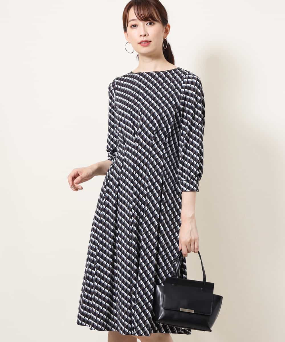 Mk Michel Klein 小さいサイズ メゾン ドゥ サンク 小さいサイズ イージーケア 幾何柄パフスリーブワンピース イトキン オンラインストア