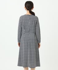 F1PGD20190 MK MICHEL KLEIN(小さいサイズ)(メゾン ドゥ サンク) 【小さいサイズ】[イージーケア]幾何柄ジャージーワンピース/洗濯機で洗える ブラック