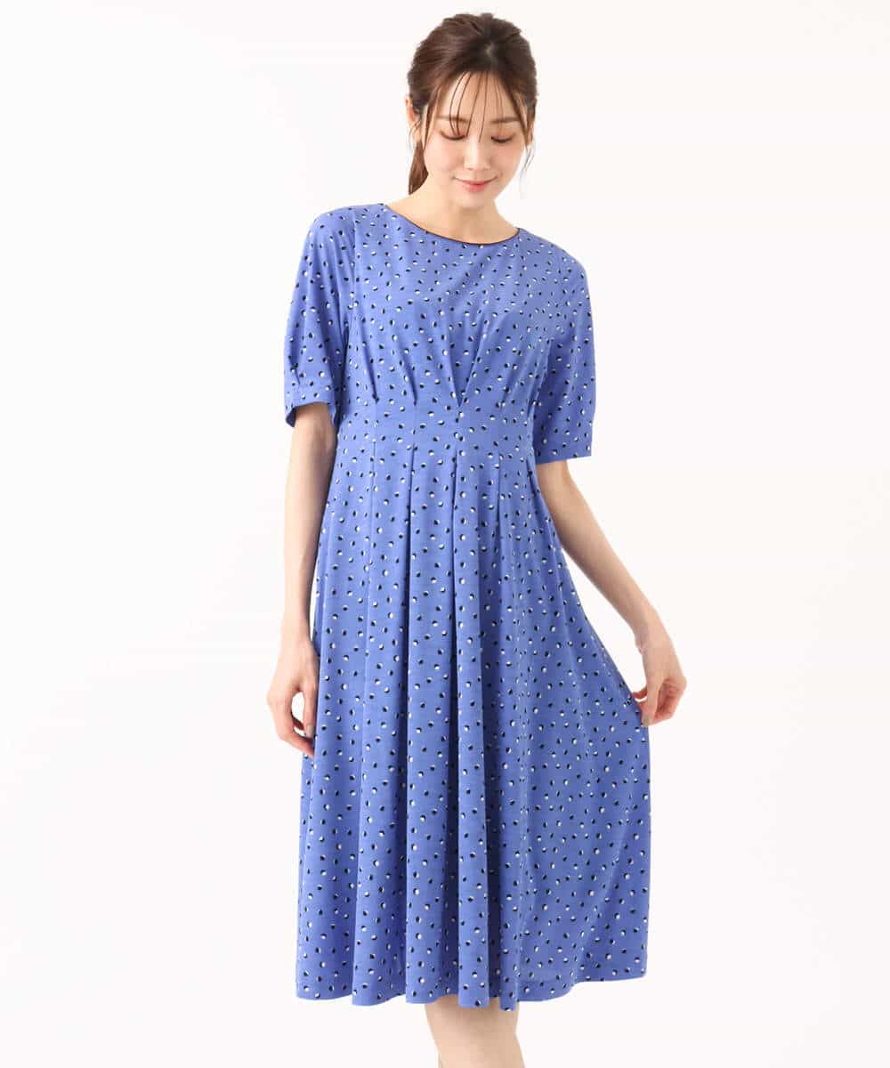 F1PGD50190 MK MICHEL KLEIN(小さいサイズ)(メゾン ドゥ サンク) 【小さいサイズ】[イージーケア/洗濯機で洗える]タックデザインジャージーワンピース ブルー