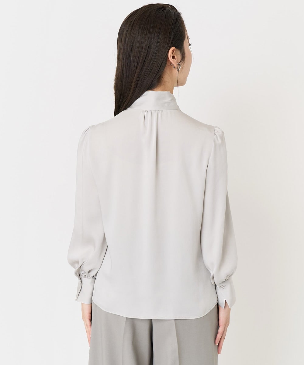 F6BAA09230 MICHEL KLEIN(小さいサイズ)(メゾン ドゥ サンク) [小さいサイズ]ストレッチサテンボウタイブラウス ホワイト