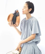 F6BGB07180 MICHEL KLEIN(小さいサイズ)(メゾン ドゥ サンク) [小さいサイズ]ギャザーブラウス 無地(ドライタッチ/セットアップ対応) ライトブルー