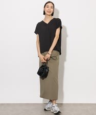 F6BHA04160 MICHEL KLEIN(小さいサイズ)(メゾン ドゥ サンク) 小さいサイズ]楊柳Vネックデザインブラウス(セットアップ対応) ブラック