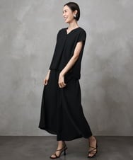 F6BHA04160 MICHEL KLEIN(小さいサイズ)(メゾン ドゥ サンク) 小さいサイズ]楊柳Vネックデザインブラウス(セットアップ対応) ブラック