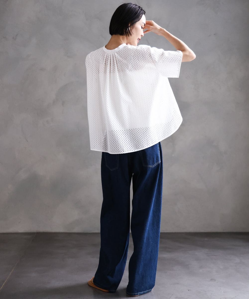 F6BHA18230 MICHEL KLEIN(小さいサイズ)(メゾン ドゥ サンク) [小さいサイズ]エンブロイダリーレースブラウス(セットアップ対応) ライトブルー