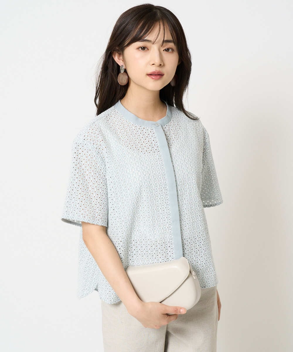 F6BHA18230 MICHEL KLEIN(小さいサイズ)(メゾン ドゥ サンク) [小さいサイズ]エンブロイダリーレースブラウス(セットアップ対応) ライトブルー