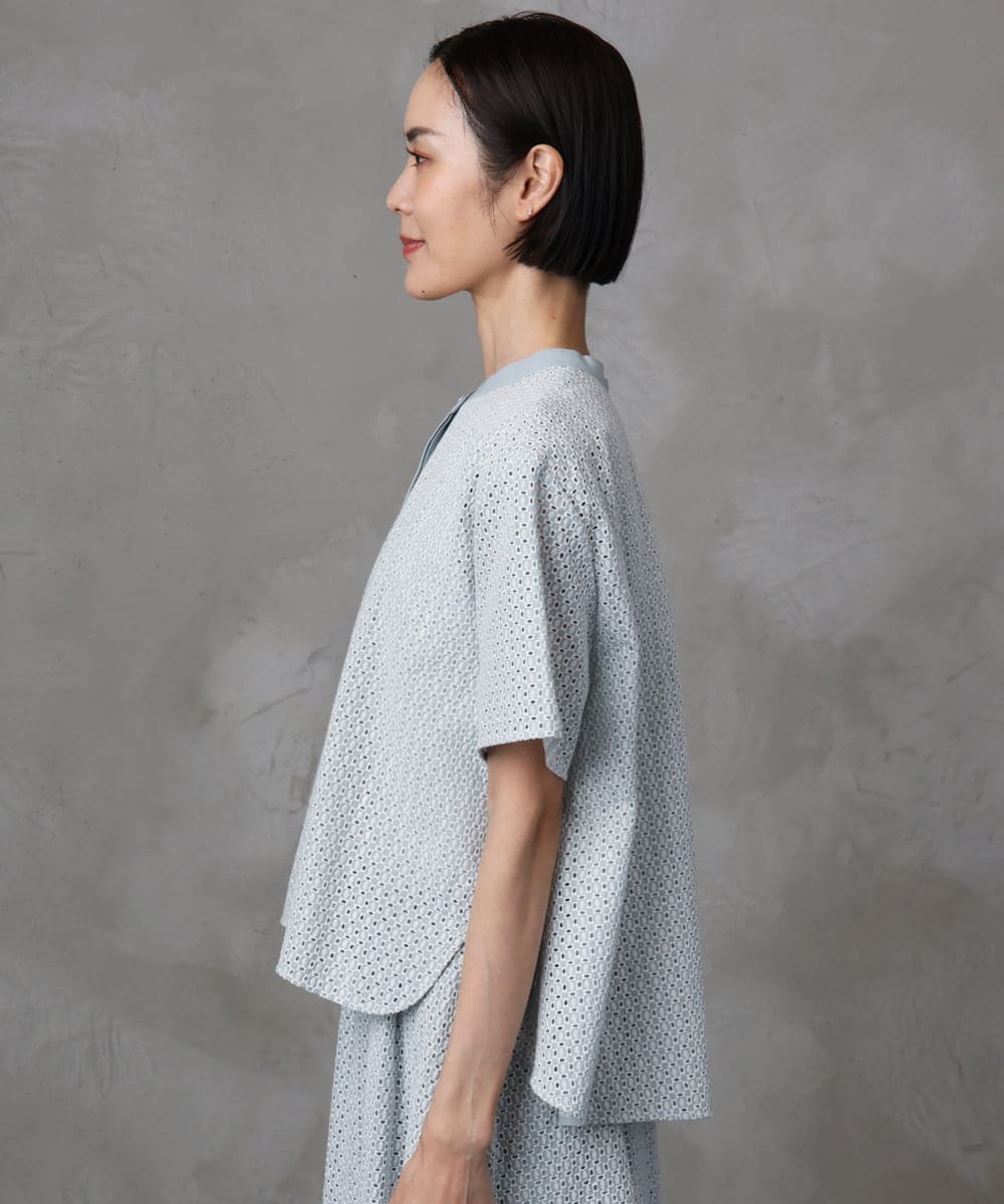 F6BHA18230 MICHEL KLEIN(小さいサイズ)(メゾン ドゥ サンク) [小さいサイズ]エンブロイダリーレースブラウス(セットアップ対応) ライトブルー