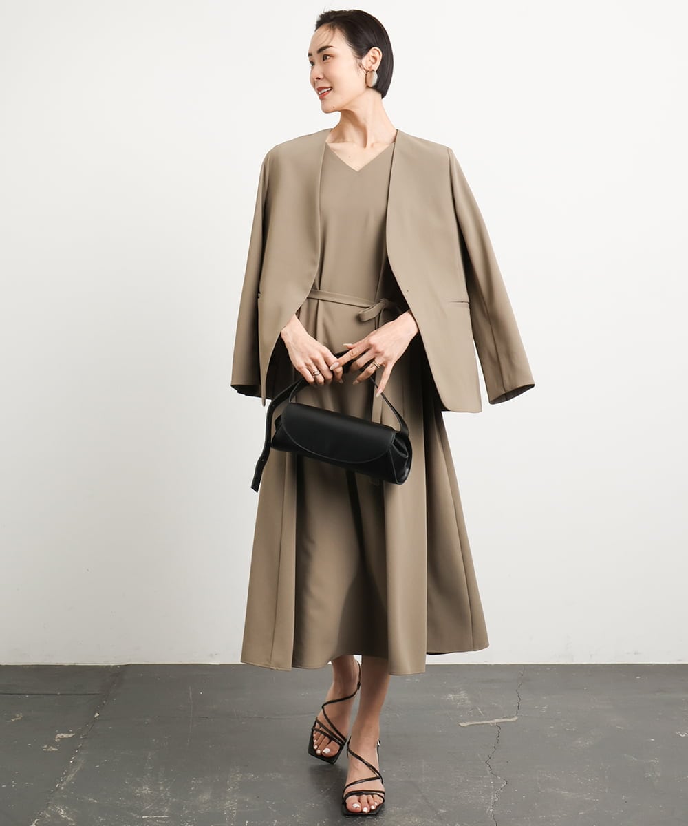 F6DGA12290 MICHEL KLEIN(小さいサイズ)(メゾン ドゥ サンク) [小さいサイズ]ノーカラージャケット(接触冷感/セットアップ対応) カーキ