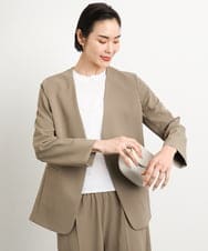 F6DGA12290 MICHEL KLEIN(小さいサイズ)(メゾン ドゥ サンク) [小さいサイズ]ノーカラージャケット(接触冷感/セットアップ対応) カーキ