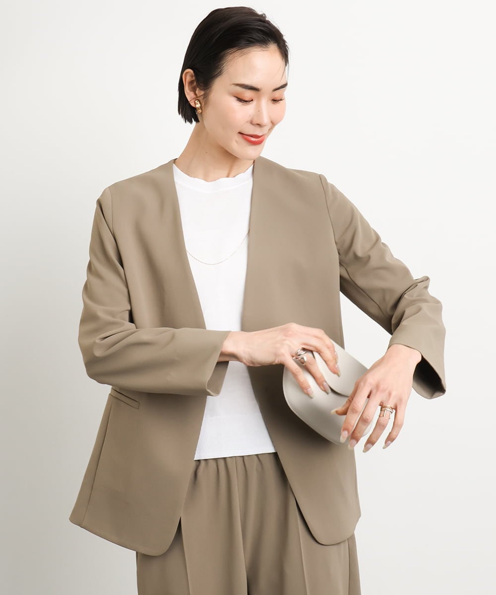F6DGA12290 MICHEL KLEIN(小さいサイズ)(メゾン ドゥ サンク) [小さいサイズ]ノーカラージャケット(接触冷感/セットアップ対応) カーキ