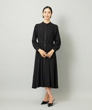 F6EAD05360 MICHEL KLEIN(小さいサイズ)(メゾン ドゥ サンク) [小さいサイズ]ノーカラーフレアーワンピース ブラック
