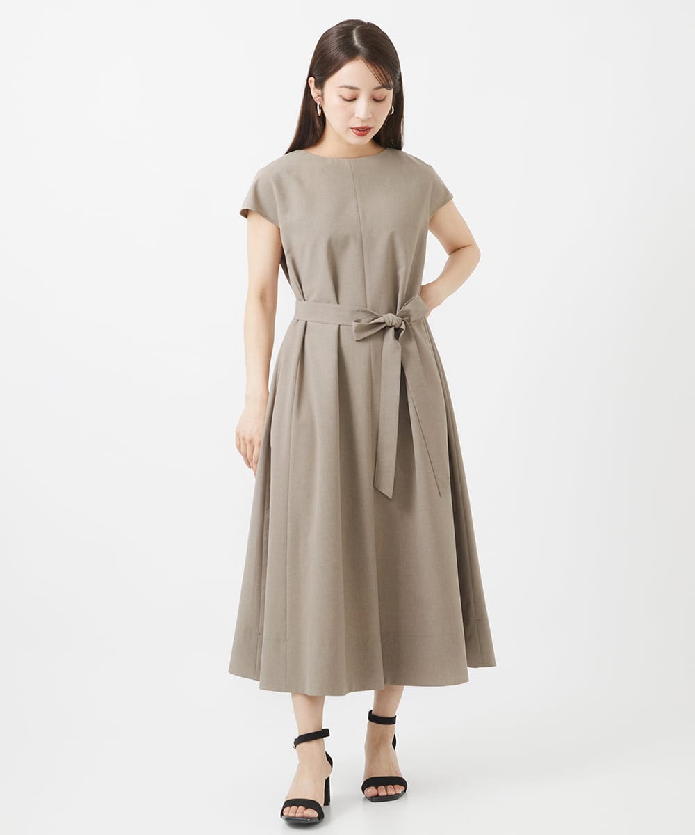 F6EHV53290 MICHEL KLEIN(小さいサイズ)(メゾン ドゥ サンク) [小さいサイズ]ドライタッチリネンライクワンピース モカ(87)