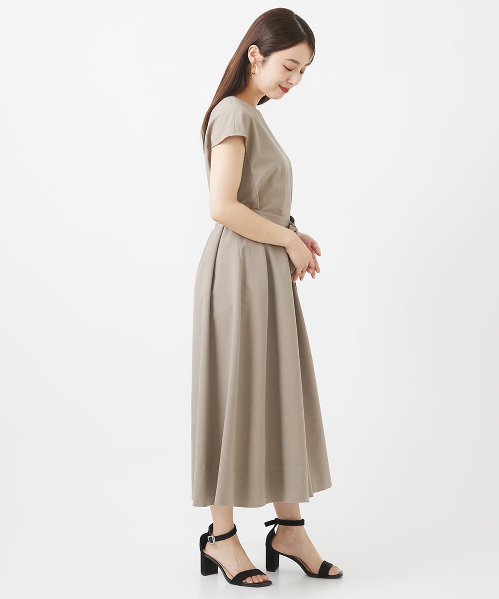 F6EHV53290 MICHEL KLEIN(小さいサイズ)(メゾン ドゥ サンク) [小さいサイズ]ドライタッチリネンライクワンピース モカ(87)