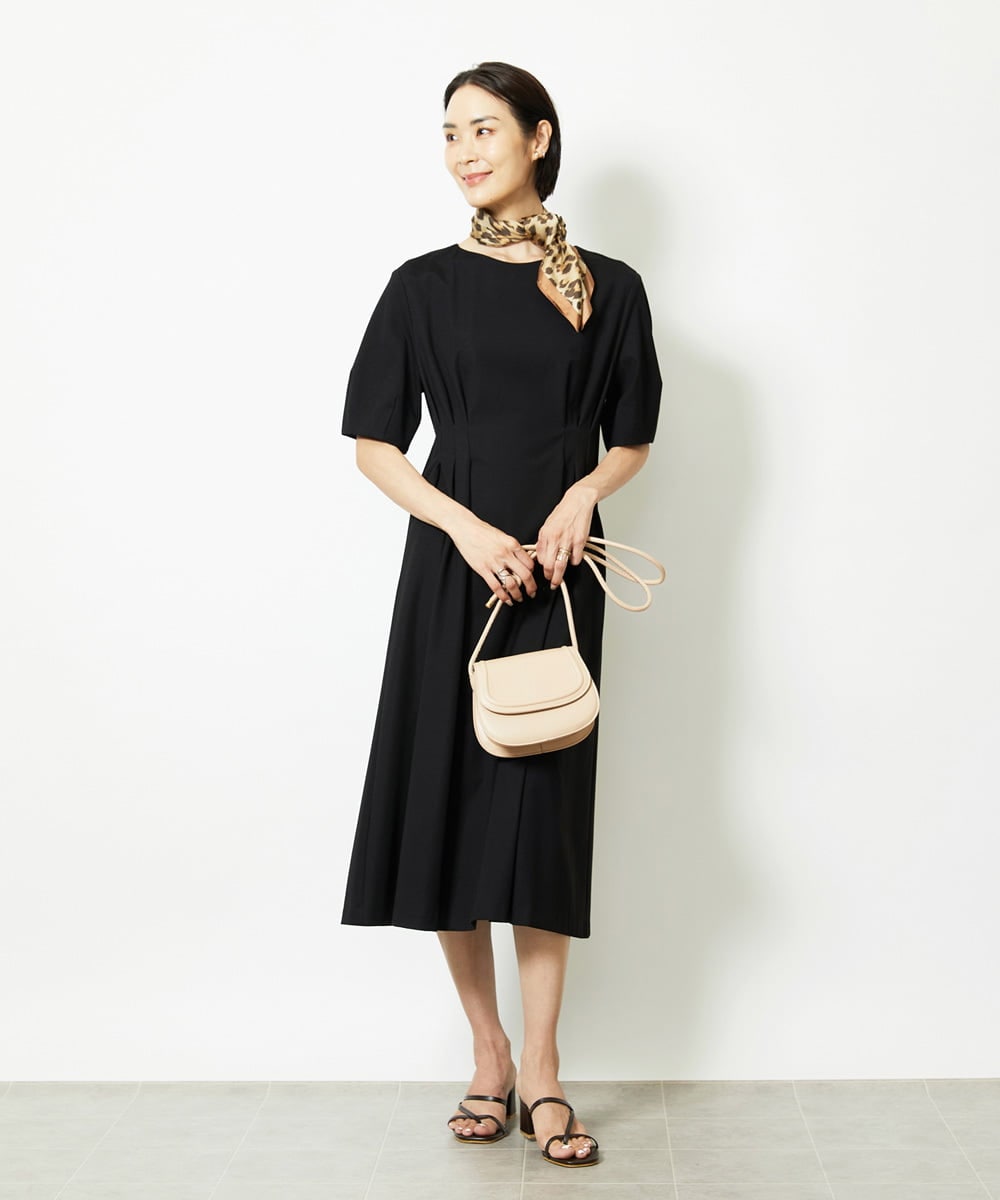 F6EJA04290 MICHEL KLEIN(小さいサイズ)(メゾン ドゥ サンク) ［小さいサイズ］ストレッチカットワンピース ブルー
