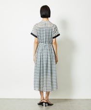 F6EJA10360 MICHEL KLEIN(小さいサイズ)(メゾン ドゥ サンク) ［小さいサイズ］ジオメトリック柄ワンピース グリーン