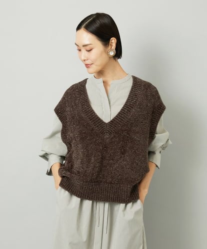 F6FAD16190 MICHEL KLEIN(小さいサイズ) [小さいサイズ]フェザータッチVネックベスト