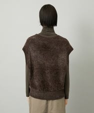 F6FAD16190 MICHEL KLEIN(小さいサイズ)(メゾン ドゥ サンク) [小さいサイズ]フェザータッチVネックベスト ブラウン