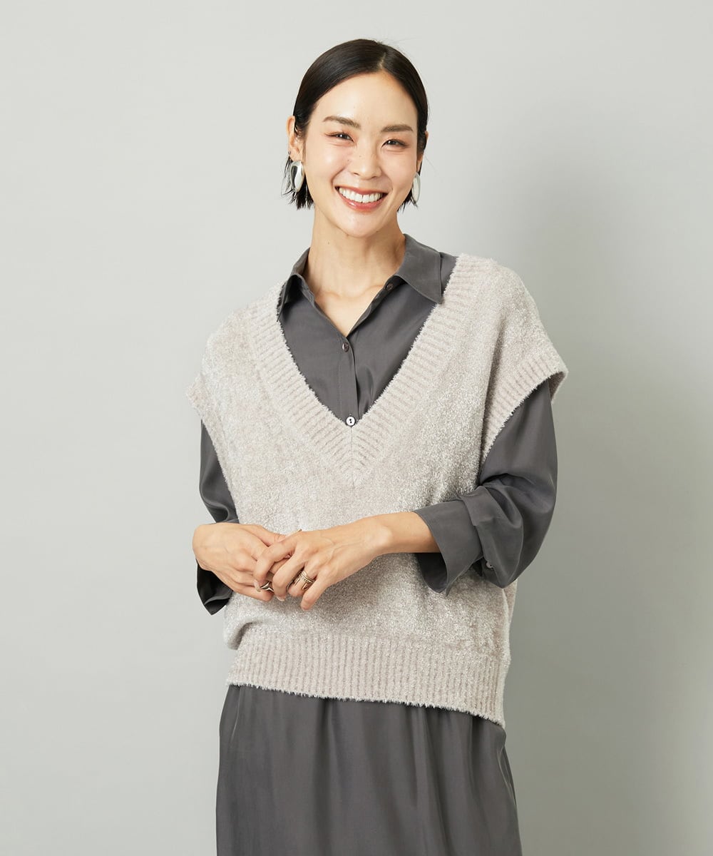 F6FAD16190 MICHEL KLEIN(小さいサイズ)(メゾン ドゥ サンク) [小さいサイズ]フェザータッチVネックベスト ブラウン