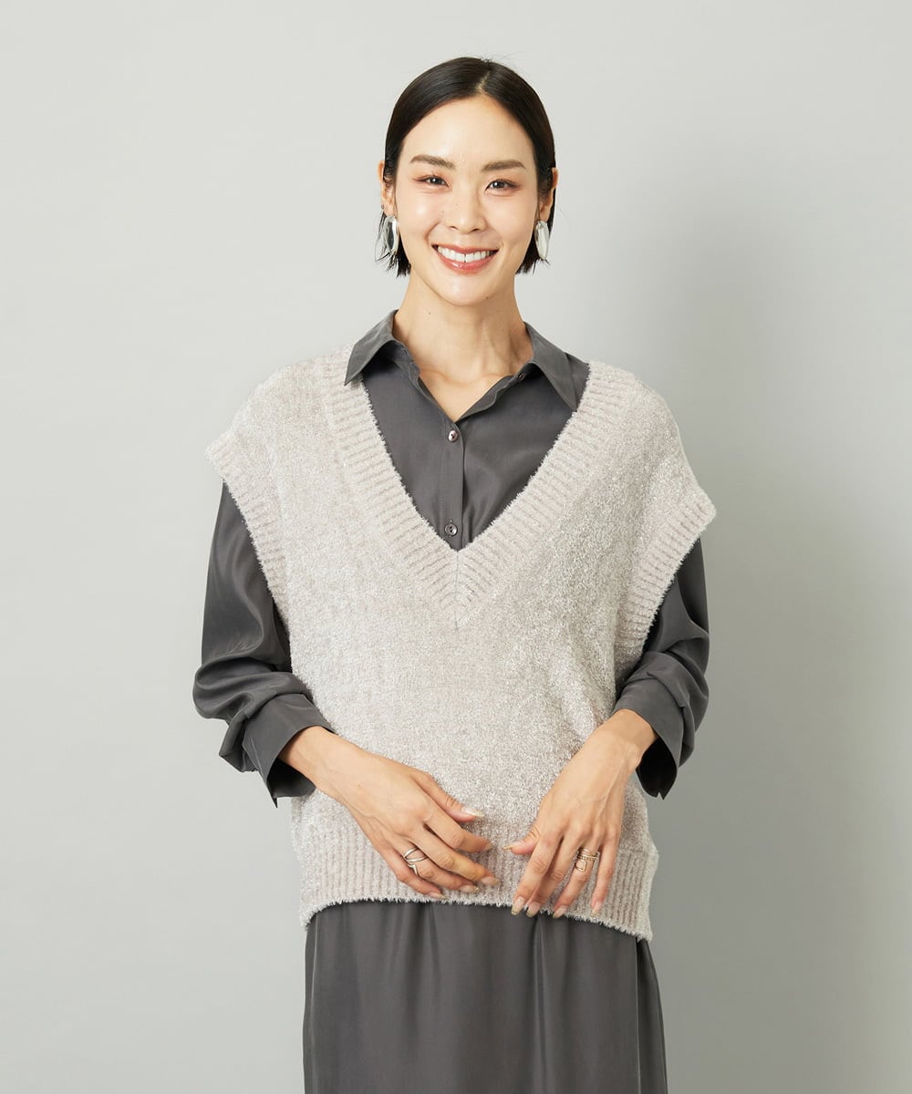 F6FAD16190 MICHEL KLEIN(小さいサイズ)(メゾン ドゥ サンク) [小さいサイズ]フェザータッチVネックベスト ブラウン
