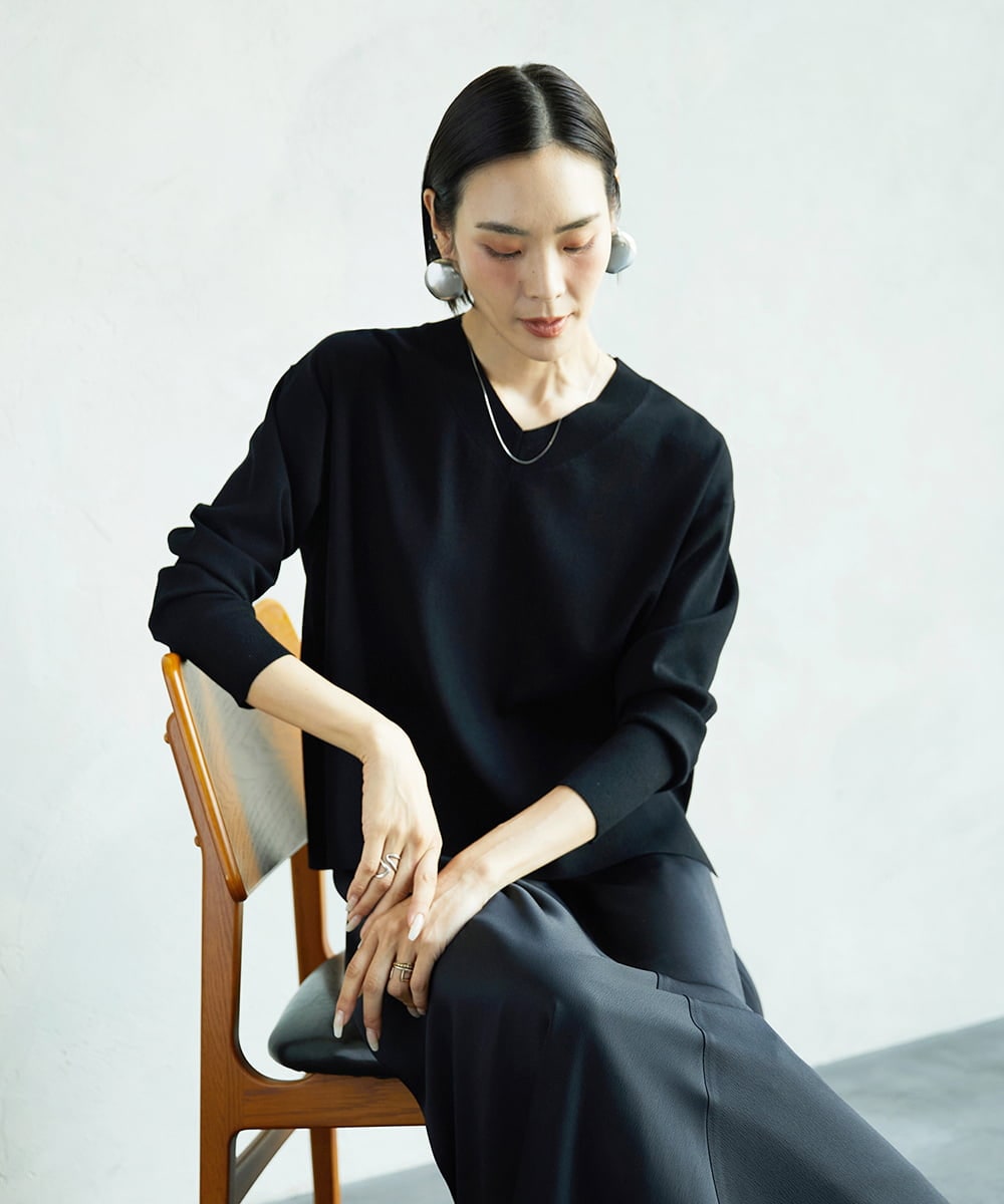 F6FAD23210 MICHEL KLEIN(小さいサイズ)(メゾン ドゥ サンク) [小さいサイズ]Vネックニット ライトブルー