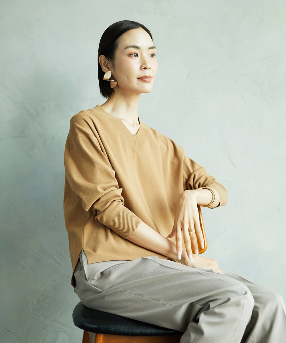 F6FAD23210 MICHEL KLEIN(小さいサイズ)(メゾン ドゥ サンク) [小さいサイズ]Vネックニット ライトブルー