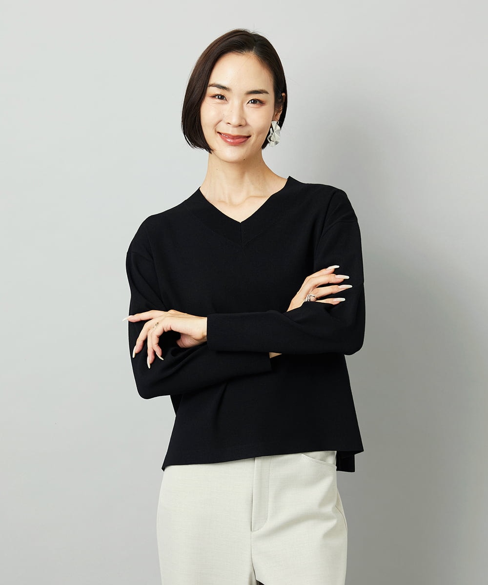 F6FAD23210 MICHEL KLEIN(小さいサイズ)(メゾン ドゥ サンク) [小さいサイズ]Vネックニット ライトブルー