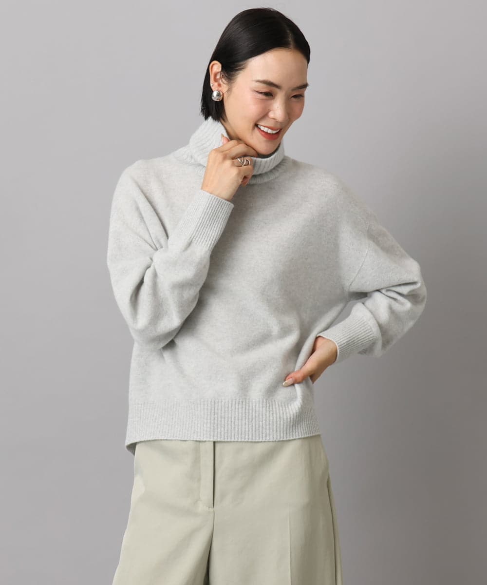 F6FAD28230 MICHEL KLEIN(小さいサイズ)(メゾン ドゥ サンク) [小さいサイズ][定番人気]ハイネックニット ライトグレー