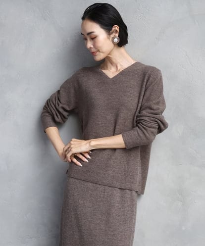 F6FBD34200 MICHEL KLEIN(小さいサイズ) [セットアップ対応]Vネックニット