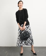 F6FGA18220 MICHEL KLEIN(小さいサイズ)(メゾン ドゥ サンク) [小さいサイズ]クルーネックニットプルオーバー(接触冷感/アンサンブル対応） ネイビー